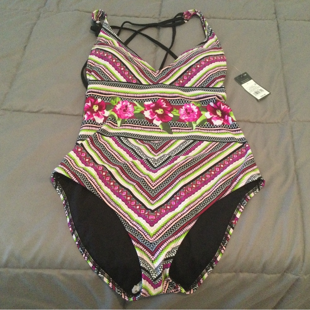 New Mossimo swimsuit